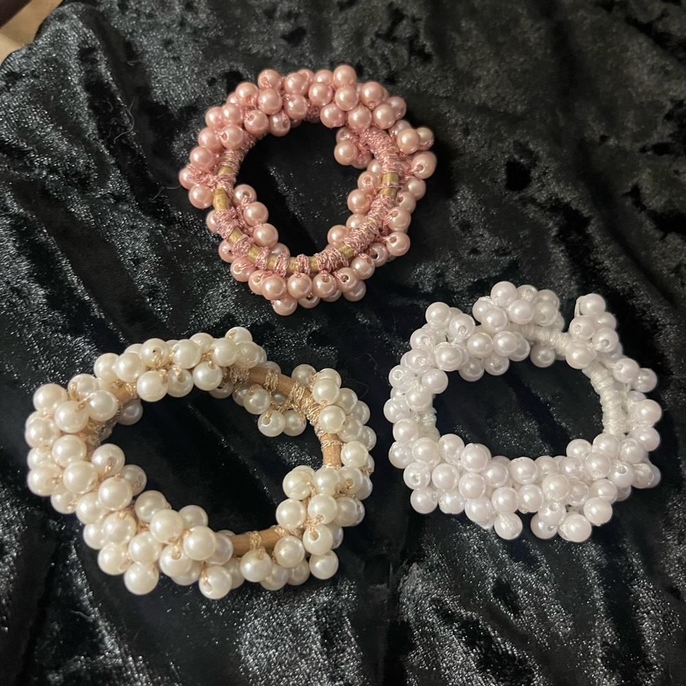 Pearl hair bands- 3 pack